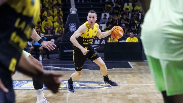 NBA初代老六,42岁进入生涯巅峰?!